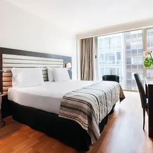4* מלון Exe Cristal Palace