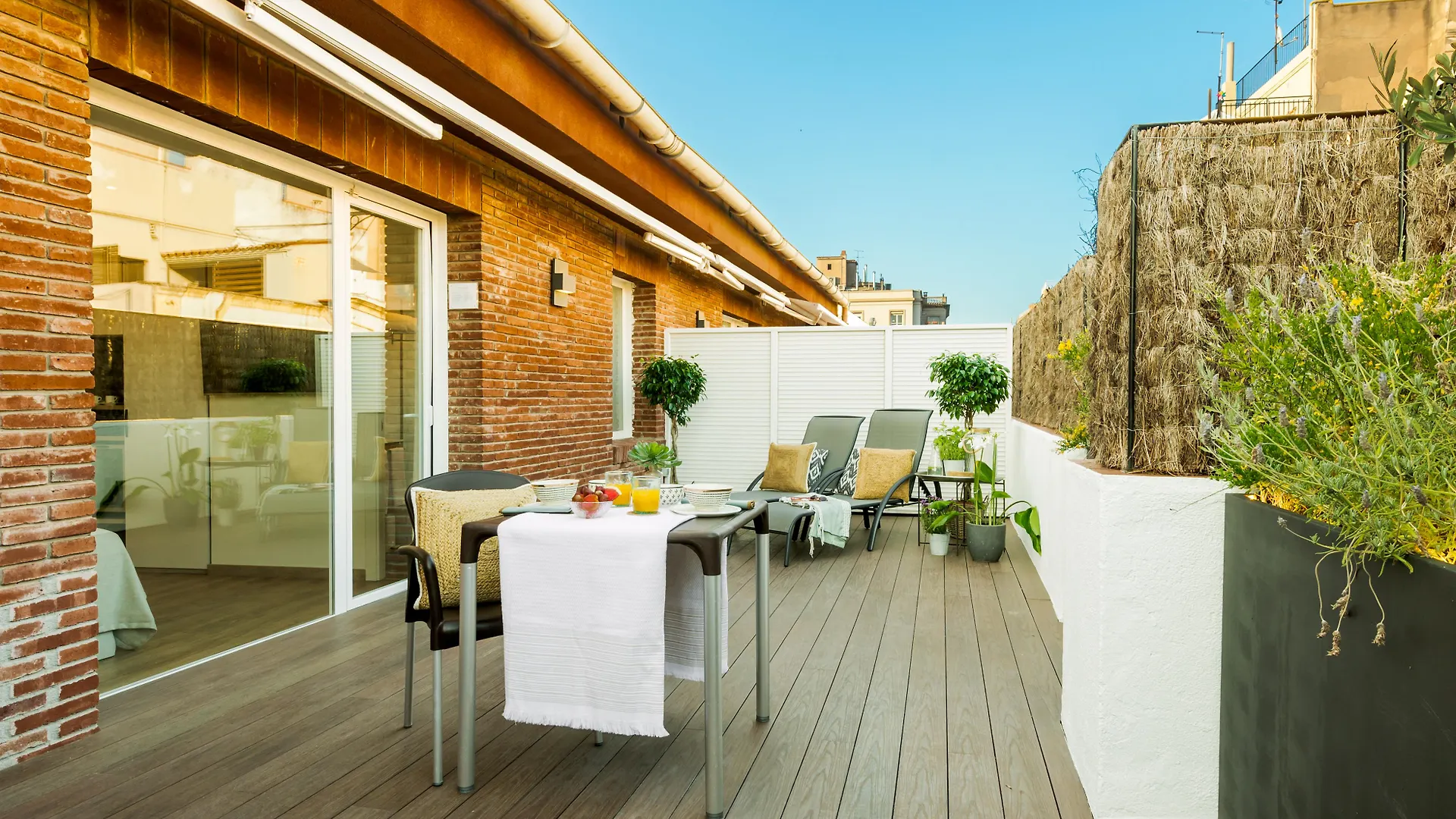 Aparthotel Mariano Cubi Barcelona Hotel