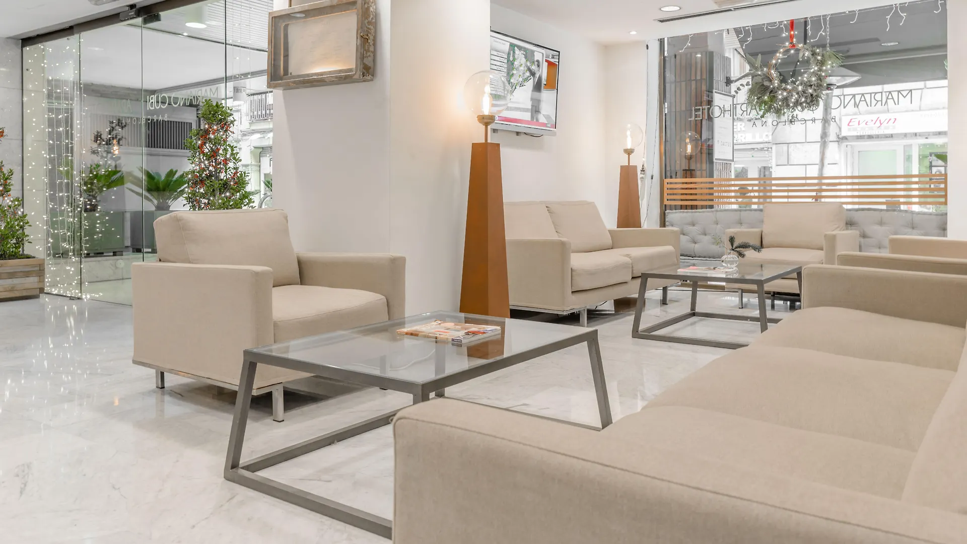 Aparthotel Mariano Cubi Barcelona Hotel