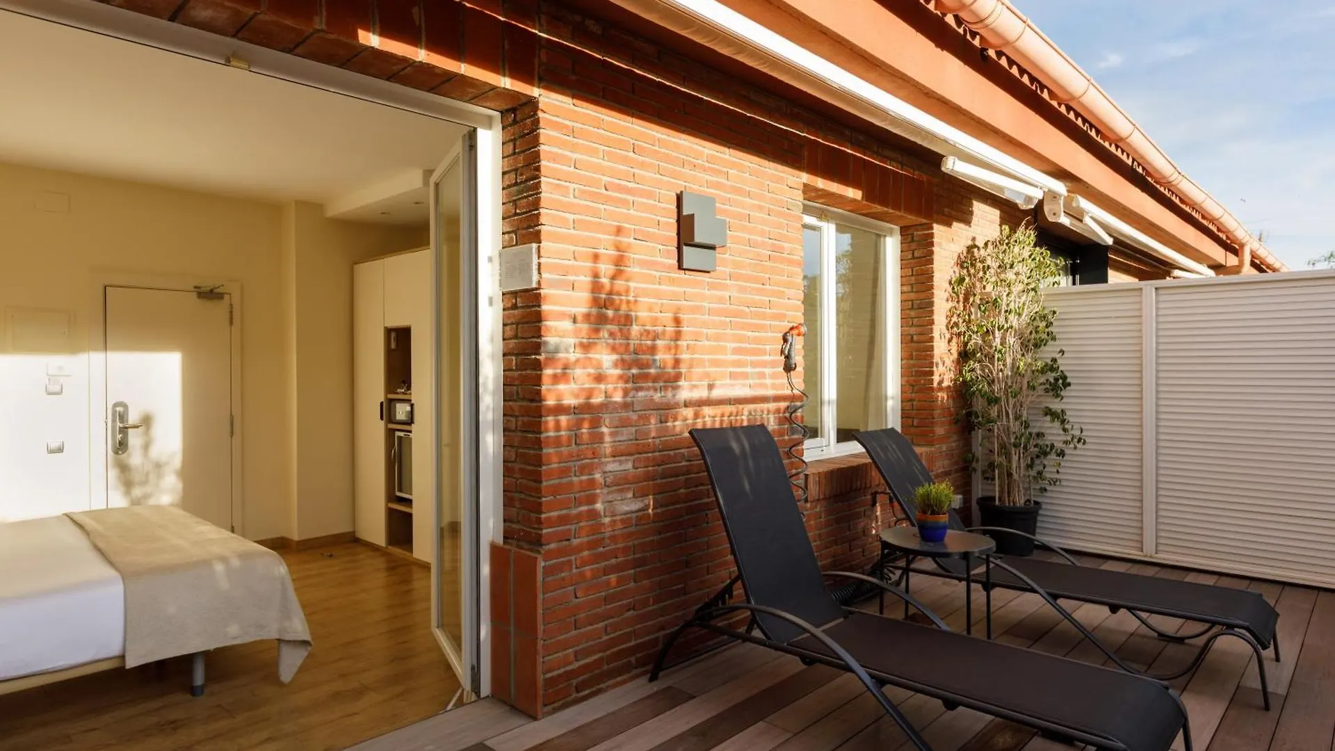 **** Hotel Aparthotel Mariano Cubi Barcelona Spain