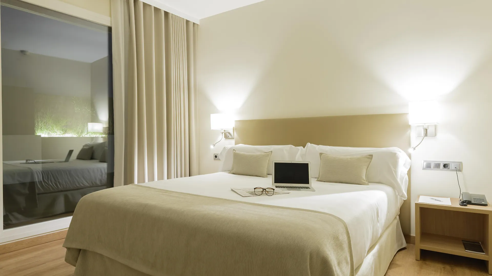 Hotel Aparthotel Mariano Cubi Barcelona